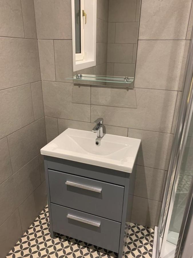 The White City Apartment 오반 외부 사진
